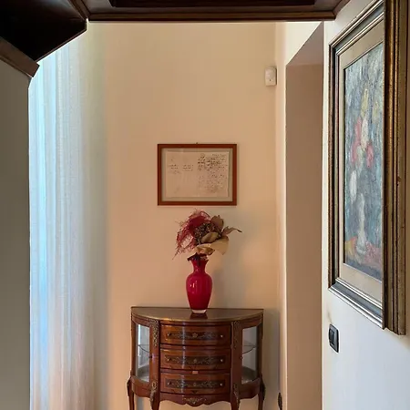 Rosy Apartamento Sarzana
