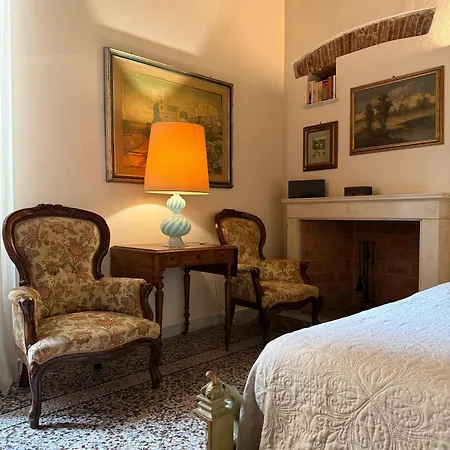 Rosy Sarzana