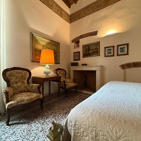 Rosy Apartamento Sarzana